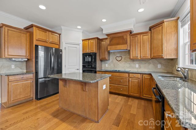 2100 Goddard Way, Waxhaw, NC 28173