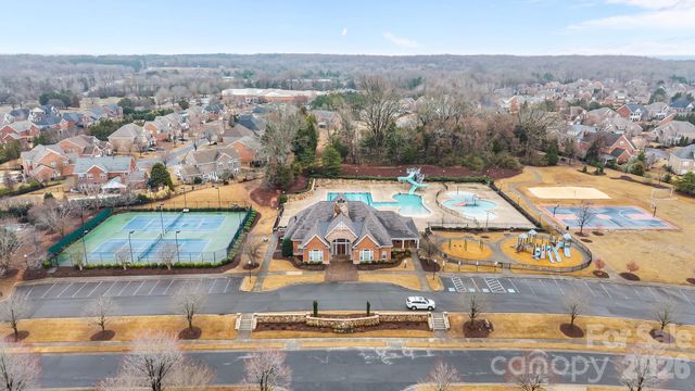 2100 Goddard Way, Waxhaw, NC 28173