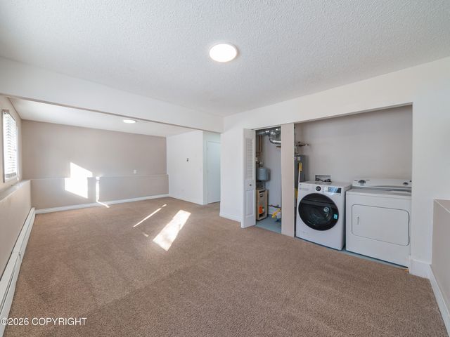 10121 Goodnews Lane, Anchorage, AK 99515