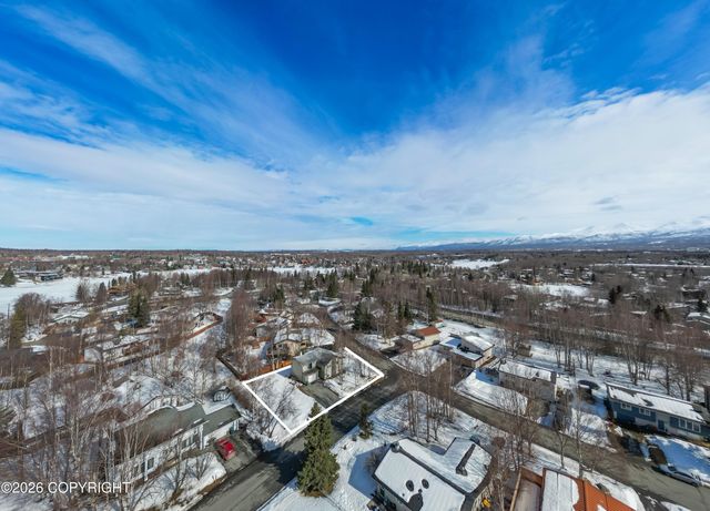 10121 Goodnews Lane, Anchorage, AK 99515