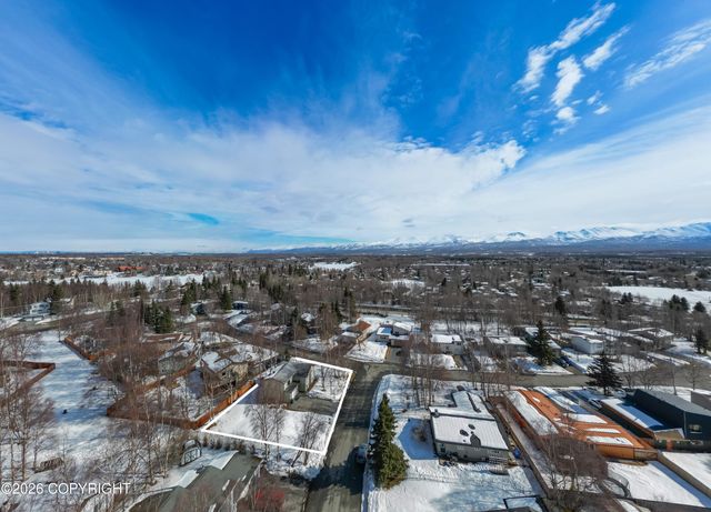 10121 Goodnews Lane, Anchorage, AK 99515