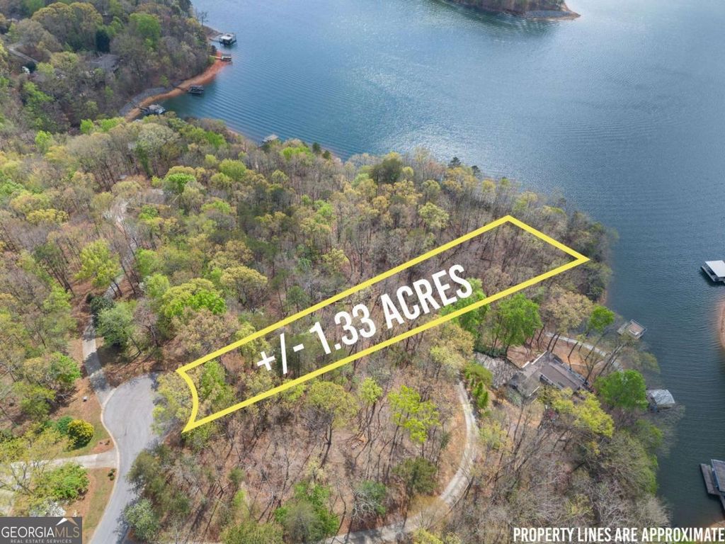 2524 Thompson Ovlk, Gainesville, GA 30506