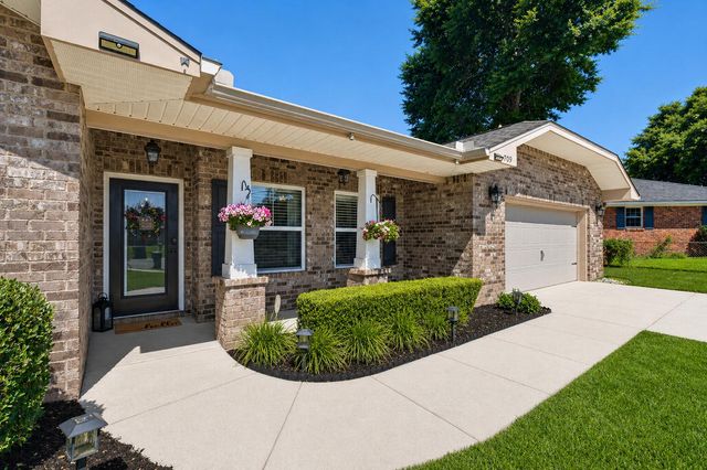 709 Concord Court, Fort Walton Beach, FL 32547