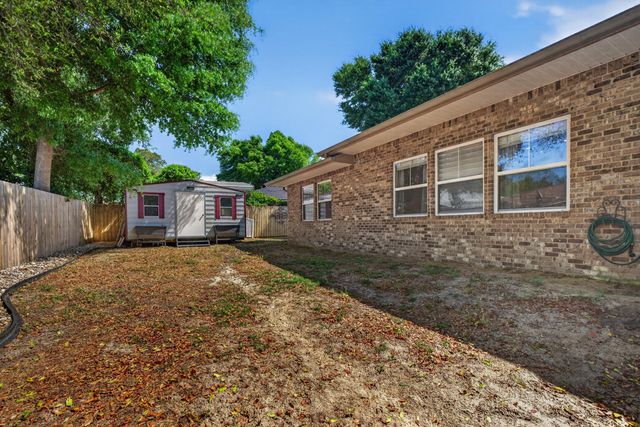 709 Concord Court, Fort Walton Beach, FL 32547