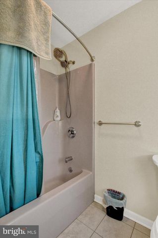 605 VISTA CT, Waynesboro, PA 17268