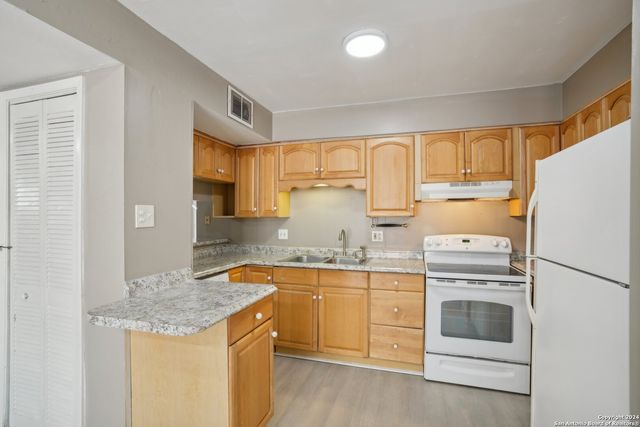 5023 CONCORD RDG, San Antonio, TX 78228