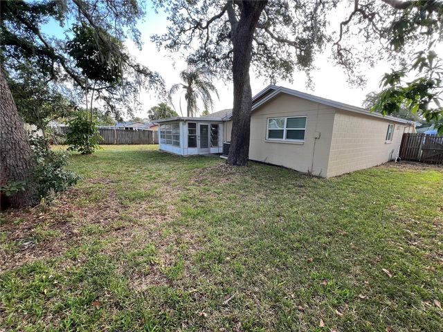 1014 STONEFENCE WAY, Tarpon Springs, FL 34689