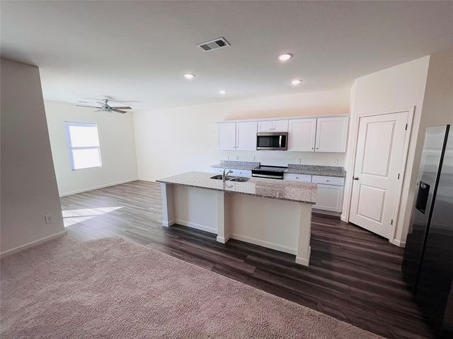 743 Camden Drive, Lavon, TX 75166