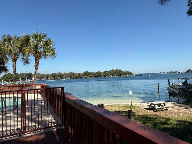 5 Laguna Street 104, Fort Walton Beach, FL 32548