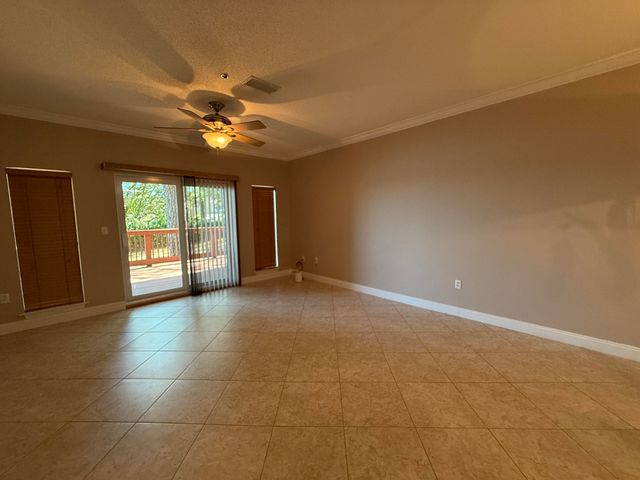 5 Laguna Street 104, Fort Walton Beach, FL 32548