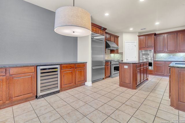 7210 HOVINGHAM, San Antonio, TX 78257