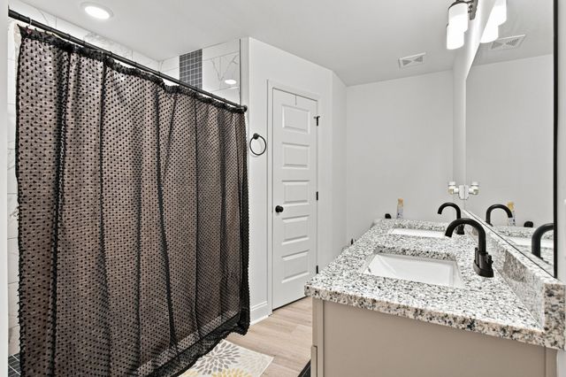 2075 Justice St, Greenbrier, TN 37073