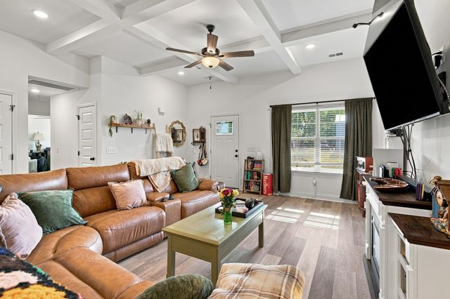 2075 Justice St, Greenbrier, TN 37073