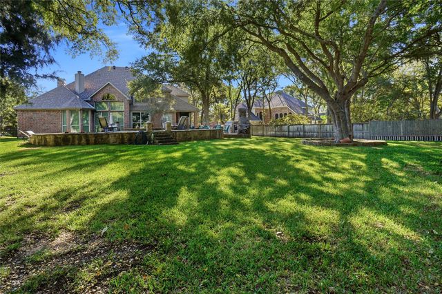 702 Wentwood Drive, Southlake, TX 76092