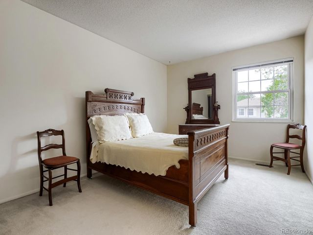 3292 S Heather Gardens Way, Aurora, CO 80014