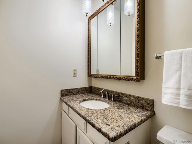 3292 S Heather Gardens Way, Aurora, CO 80014