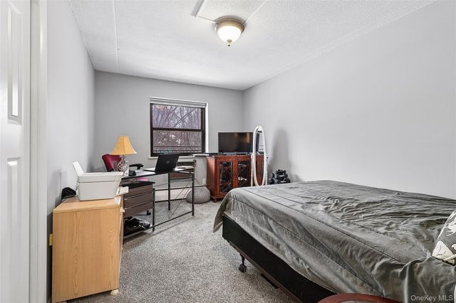 100 Diplomat Drive 7G, Mount Kisco, NY 10549