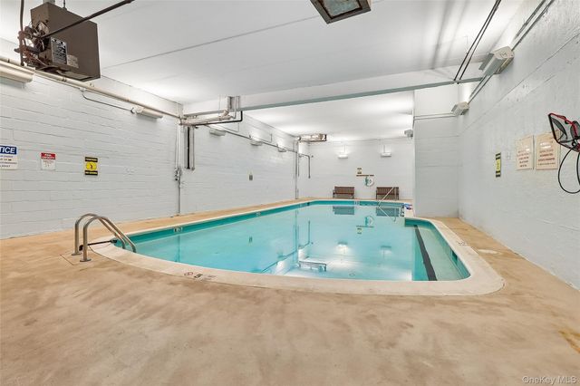 100 Diplomat Drive 7G, Mount Kisco, NY 10549