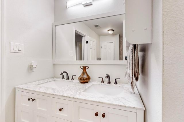 7936 Quest Court, Frisco, TX 75035