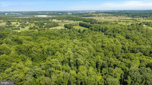 41216 BRIDGES FARM LN, Leesburg, VA 20175