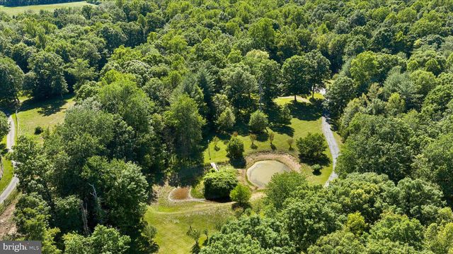 41216 BRIDGES FARM LN, Leesburg, VA 20175