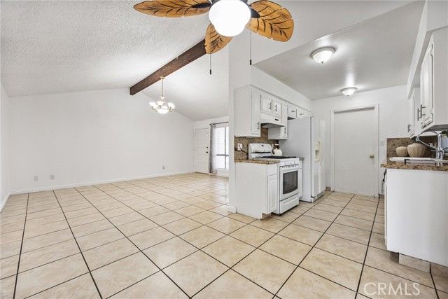 4605 Parkwood Court, Bakersfield, CA 93309