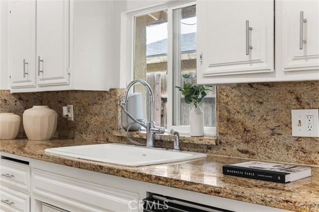 4605 Parkwood Court, Bakersfield, CA 93309