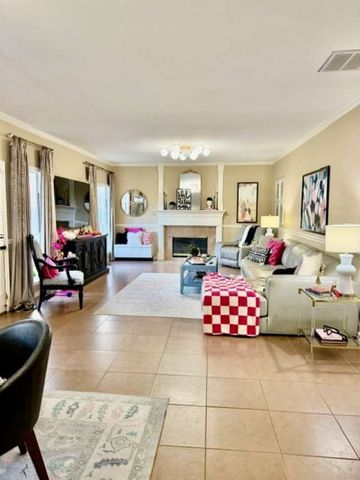 8404 S 7th Street, Broken Arrow, OK 74011
