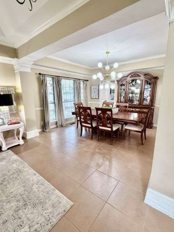 8404 S 7th Street, Broken Arrow, OK 74011