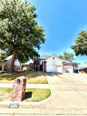8404 S 7th Street, Broken Arrow, OK 74011