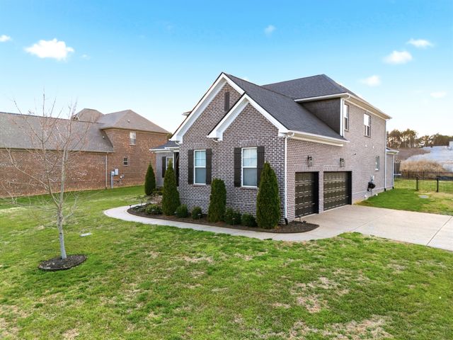 301 Goodwin Ln, Lebanon, TN 37087