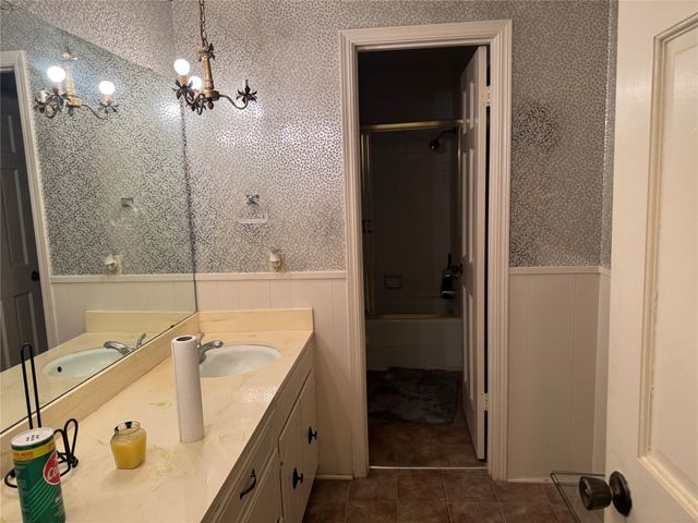 200 MEDALLION Circle, Shreveport, LA 71119