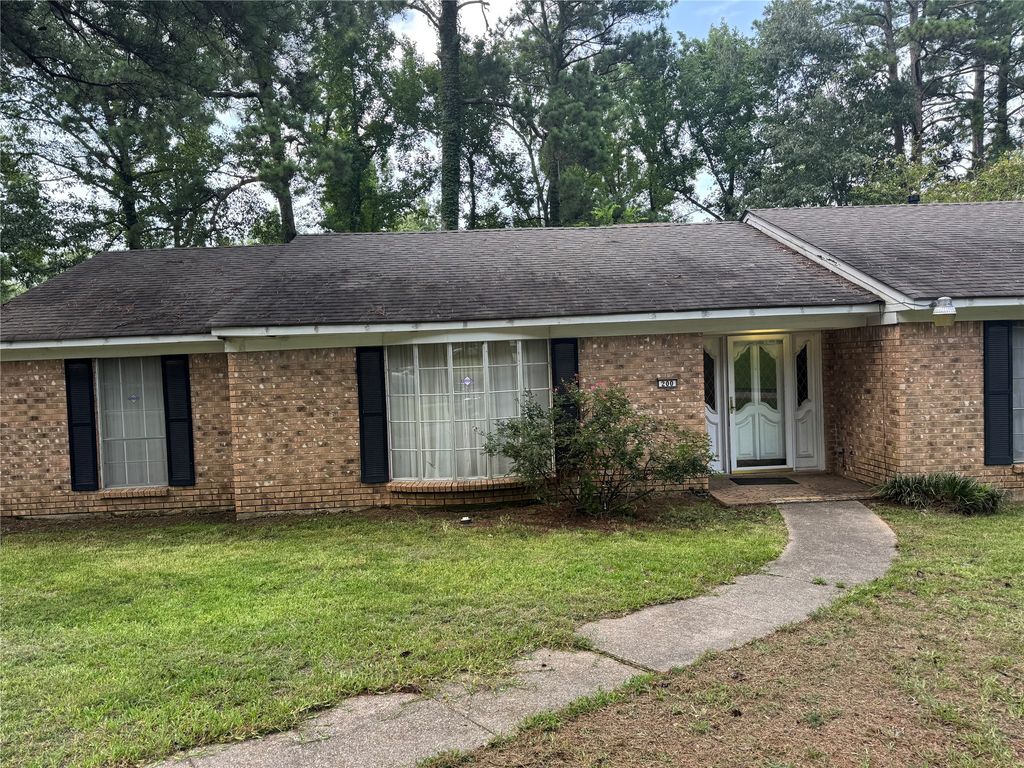 200 MEDALLION Circle, Shreveport, LA 71119