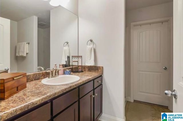 172 GREENWOOD CIRCLE, Calera, AL 35040