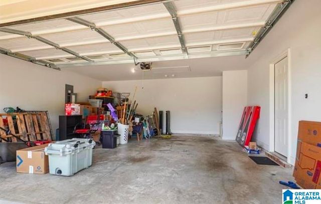 172 GREENWOOD CIRCLE, Calera, AL 35040