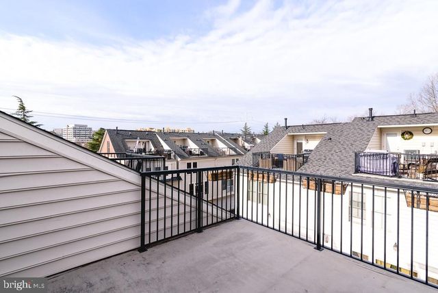 2638 S KENMORE CT, Arlington, VA 22206