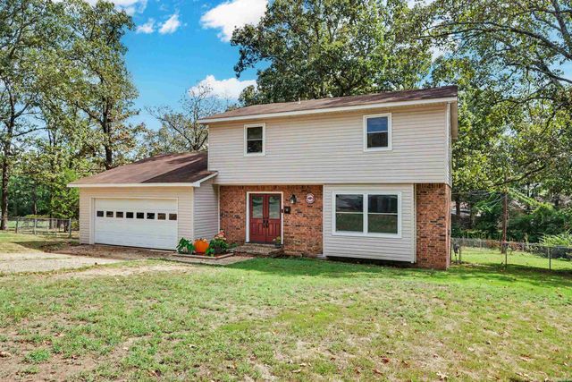 12 Sallisaw Ct, North Little Rock, AR 72116