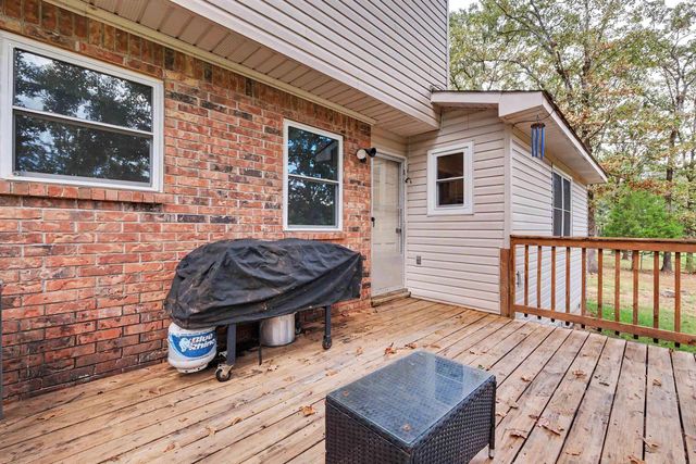 12 Sallisaw Ct, North Little Rock, AR 72116