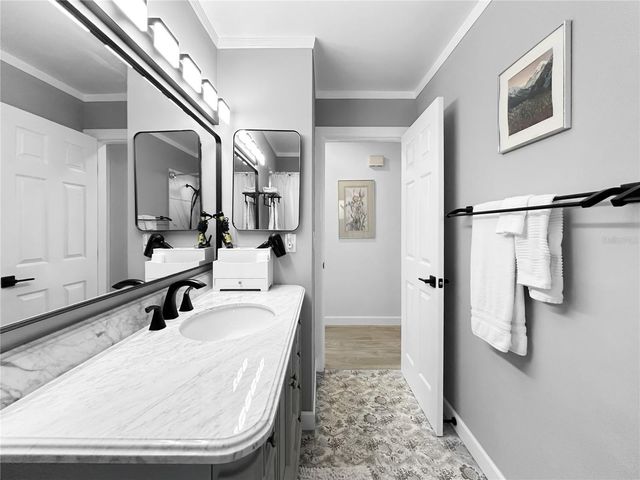 7922 2ND WAY N, St Petersburg, FL 33701