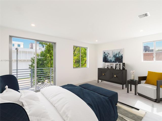 830 SW 30th St, Fort Lauderdale, FL 33315