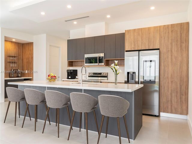 830 SW 30th St, Fort Lauderdale, FL 33315