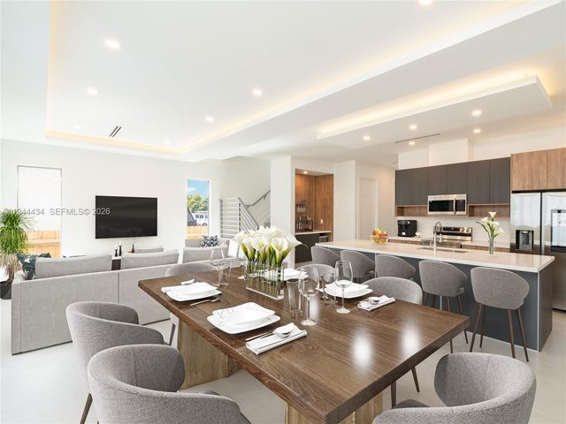 830 SW 30th St, Fort Lauderdale, FL 33315