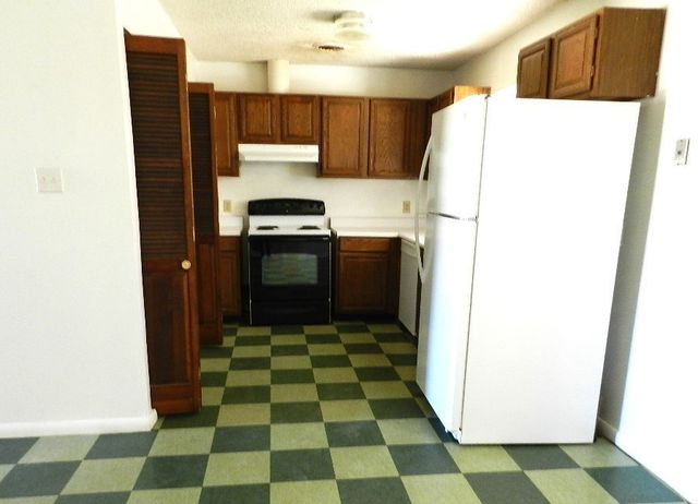 2013 W 9th St, Fort Stockton, TX 79735