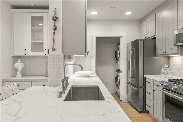 5100 El Camino Real 108, Los Altos, CA 94022