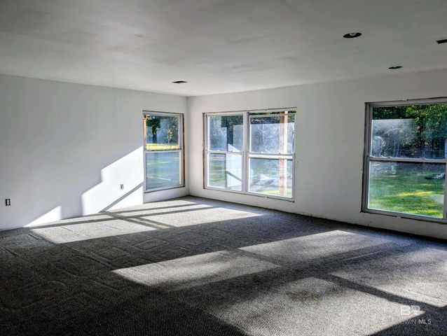 5764 Highway 41, Brewton, AL 36426