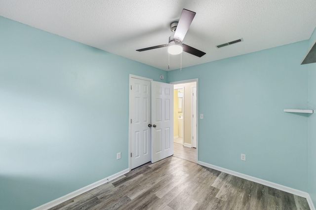 221 Barshay Drive, Summerville, SC 29483