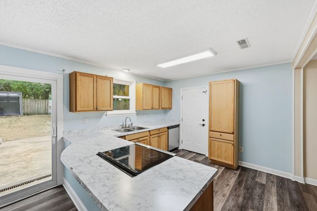221 Barshay Drive, Summerville, SC 29483