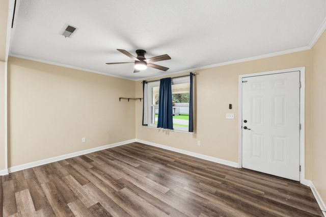221 Barshay Drive, Summerville, SC 29483