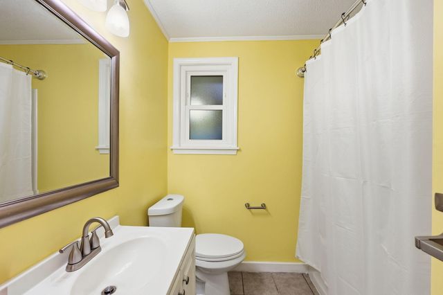 221 Barshay Drive, Summerville, SC 29483