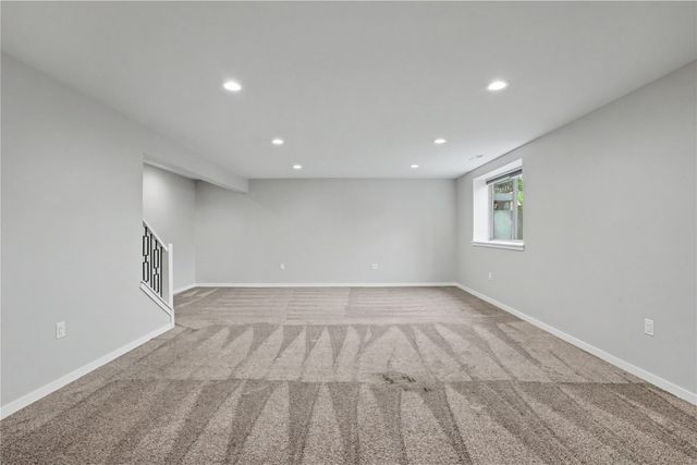 1083 Dubs Drive, Iowa City, IA 52246